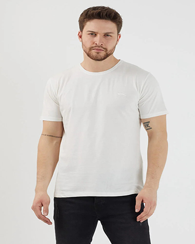 Kırık beyaz erkek tişört
